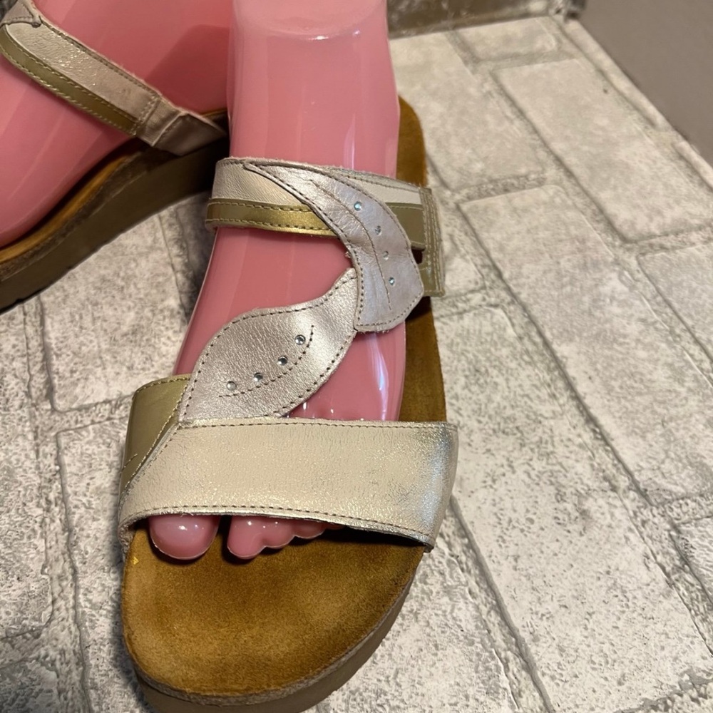 NAOT  Women's Beige Metallic Leather Embellished Wedge Sandals Size EU42-11